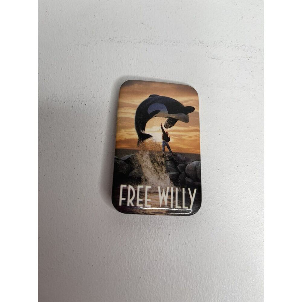 Pin Free Willy Back Movie Promotional Button 1993 Video Store Promo Whale